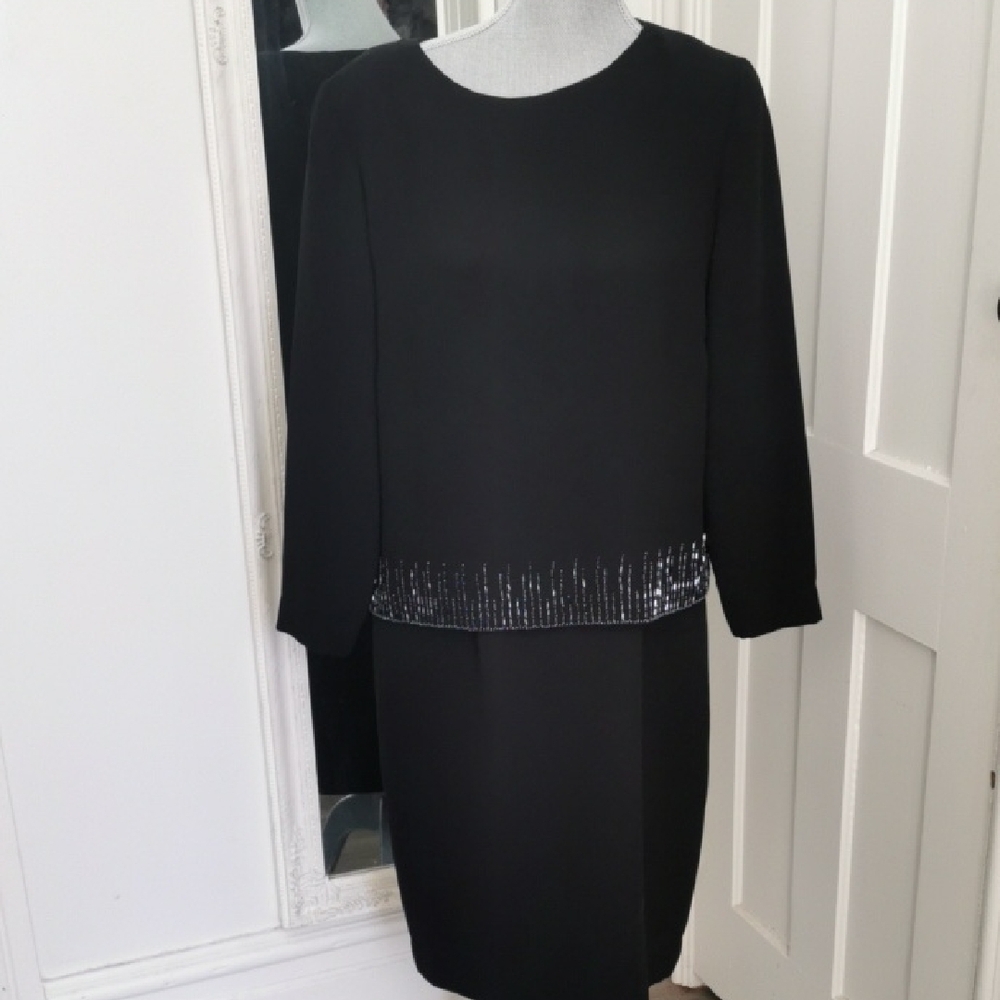 Womens Jones New York vintage long sleeve midi top dress with sequins. Size 12.